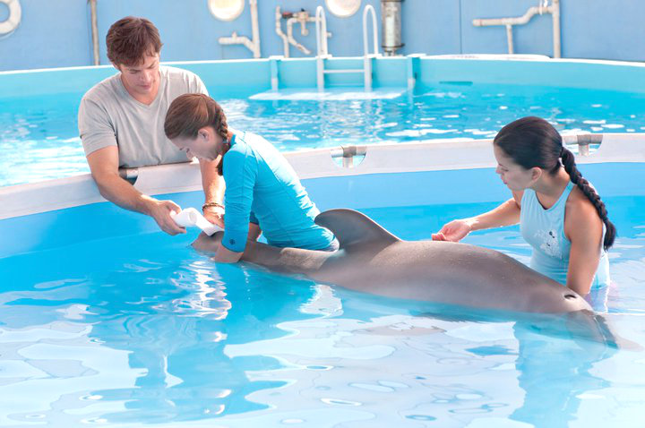 Harry Connick Jr., Cozi Zuehlsdorff and Austin Highsmith in Warner Bros. Pictures' Dolphin Tale (2011)
