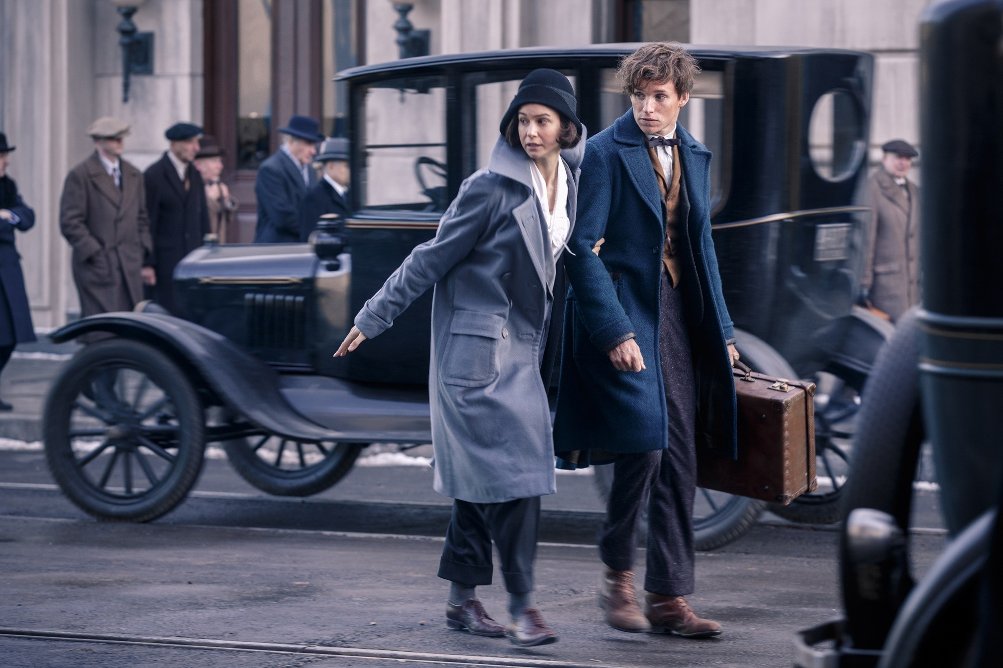 Katherine Waterston stars as Porpentina Goldstein and Eddie Redmayne stars as Newt Scamander in Warner Bros. Pictures' Fantastic Beasts and Where to Find Them (2016)
