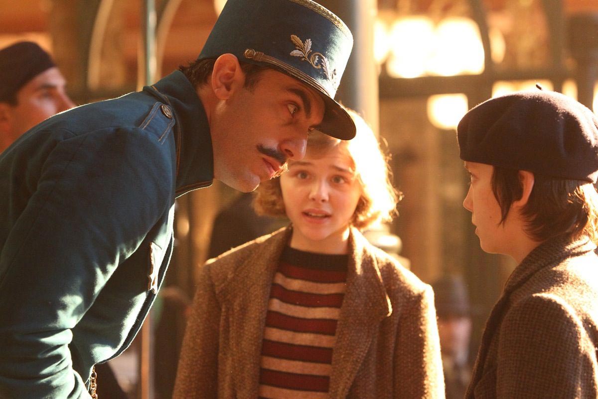 Sacha Baron Cohen, Chloe Moretz and Asa Butterfield in Paramount Pictures' Hugo (2011)