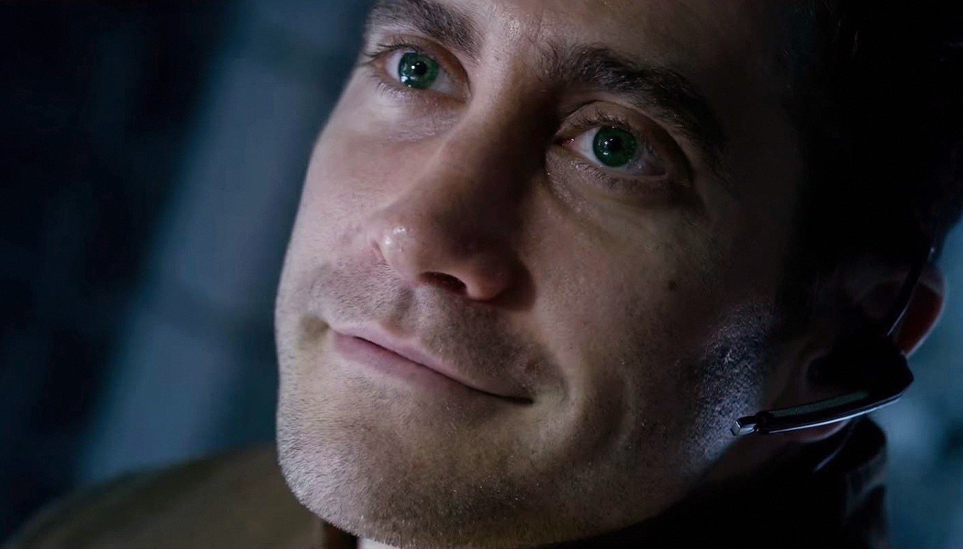 Jake Gyllenhaal stars as David Jordan in Sony Pictures' Life (2017)
