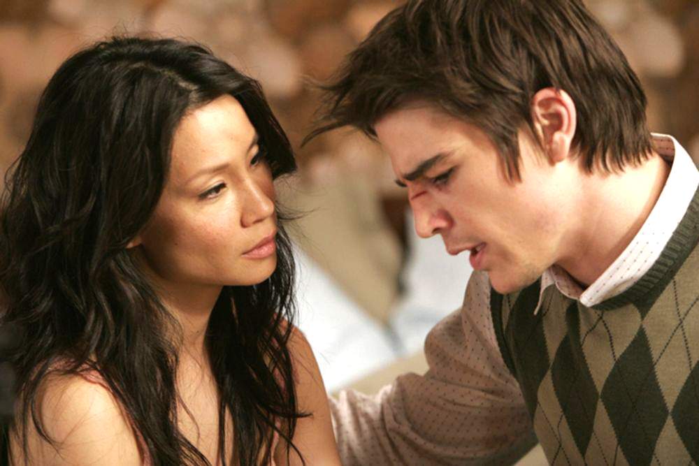 Lucy Liu as Lindsey and Josh Hartnett as Slevin in MGM's Lucky Number Slevin (2006)
