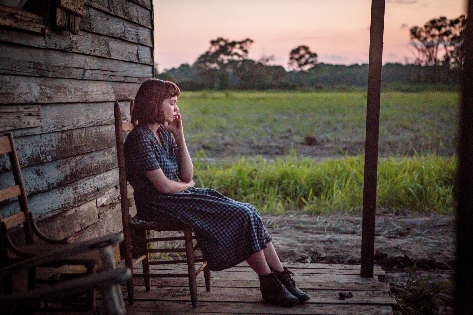 Carey Mulligan stars as Laura McAllan in Netflix's Mudbound (2017)