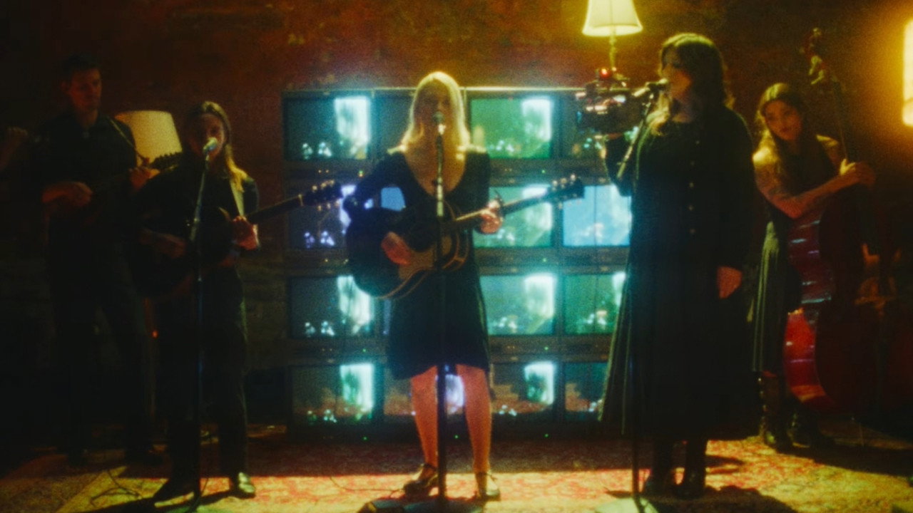 Phoebe Bridgers | Sound Check at Cherry Lane Theatre (2026)