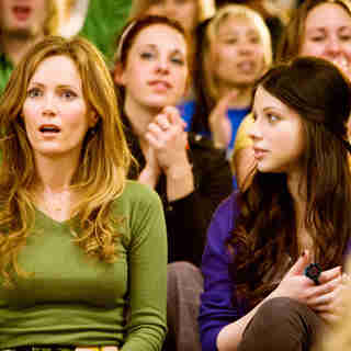 Leslie Mann stars as Scarlett O'Donnell - Adult and Michelle Trachtenberg stars as Maggie O'Donnell in New Line Cinema's 17 Again (2009)