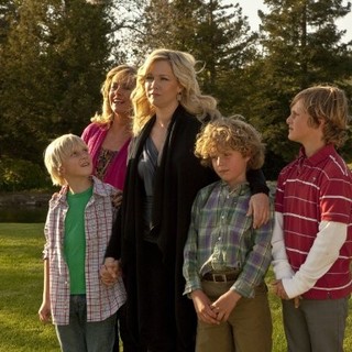 Jennie Garth stars as Susan in Hallmark Channel's A Christmas Wedding Tail (2011)