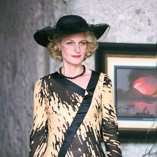 Helen Hunt as Mrs. Erlynne in Lions Gate Films' 