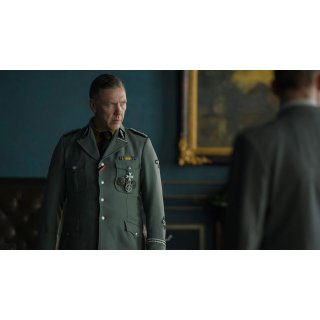 Alone in Berlin (2017)