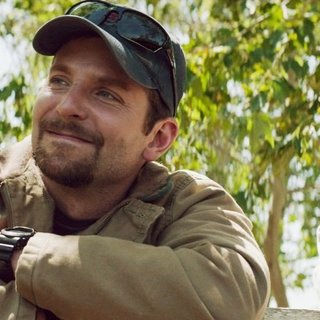 Bradley Cooper stars as Chris Kyle and Madeleine McGraw stars as McKenna Kyle in Warner Bros. Pictures' American Sniper (2014)