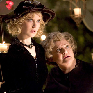 Nicole Kidman and Carole Shelley in Columbia Pictures' Bewitched (2005)