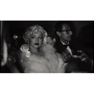 Blonde Picture 9