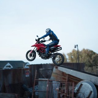 CHiPs Picture 9