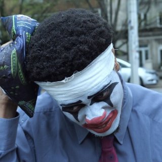 Clowning Around Picture 1
