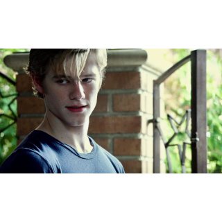 Crush (2013)