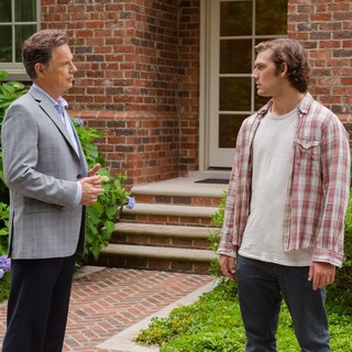 Bruce Greenwood stars as Hugh Butterfield and Alex Pettyfer stars as David Elliot in Universal Pictures' Endless Love (2014)
