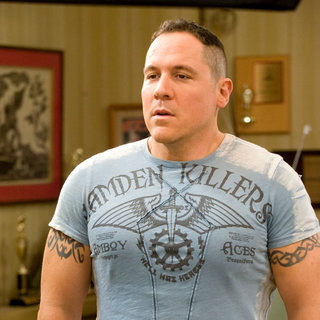 Four Christmases Picture 12