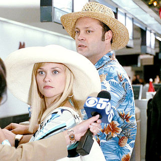 Four Christmases Picture 25