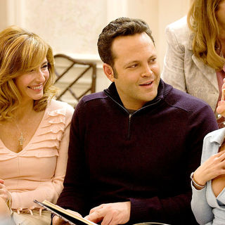 Four Christmases Picture 30
