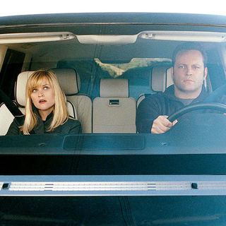 Four Christmases Picture 31