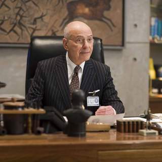 Alan Arkin stars as The Chief in Warner Bros Pictures' Get Smart (2008). Photo by Tracy Bennett.