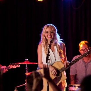 Grace Unplugged Picture 15