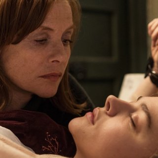 Isabelle Huppert stars as Greta and Chloe Moretz stars as Frances in Focus Features' Greta (2019)