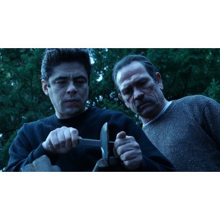 Hunted, The Picture 9