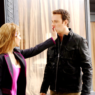 Nia Vardalos stars as Genevieve and John Corbett stars as Greg in IFC Films' I Hate Valentine's Day (2009)