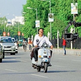 Jolly LL.B 2 Picture 1
