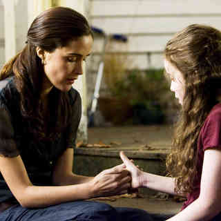 Rose Byrne stars as Diana Whelan and Lara Robinson stars as Lucinda / Abby in Summit Entertainment's Knowing (2009)