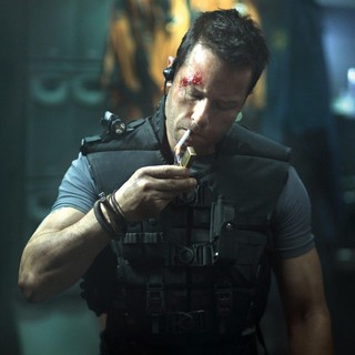 Lockout Picture 27