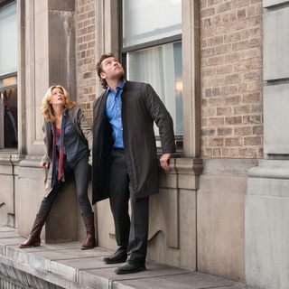 Elizabeth Banks stars as Lydia Anderson and Sam Worthington stars as Nick Cassidy in Summit Entertainment's Man on a Ledge (2012)