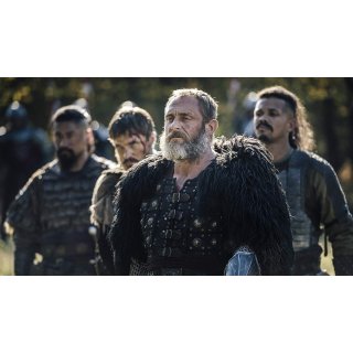 Medieval (2022)