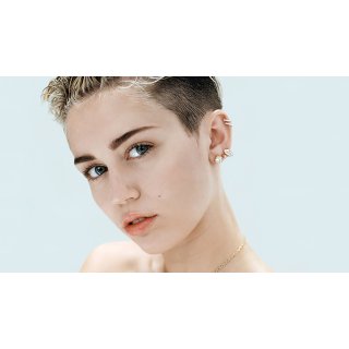 Miley: The Movement (2013)