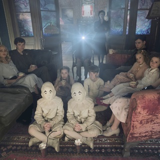 Miss Peregrine's Home for Peculiar Children Picture 15