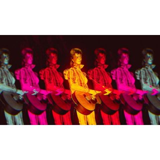 Moonage Daydream Picture 8