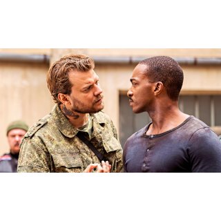 Outside the Wire (2021)