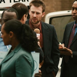 Chris Evans stars as Mike Weiss in Millennium Entertainment's Puncture (2011)