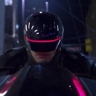 Joel Kinnaman stars as RoboCop in Columbia Pictures' RoboCop (2014)