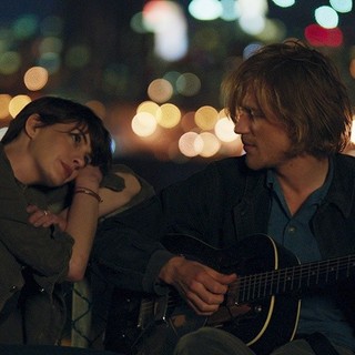 Anne Hathaway and Johnny Flynn in Film Arcade's Song One (2015)