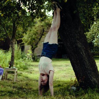 Sound Of Falling Picture 6