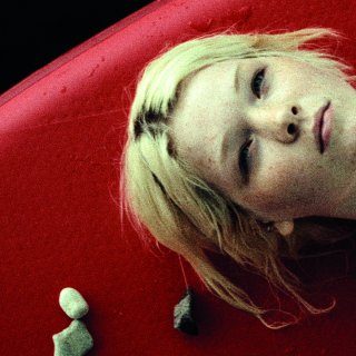 Sound Of Falling Picture 9