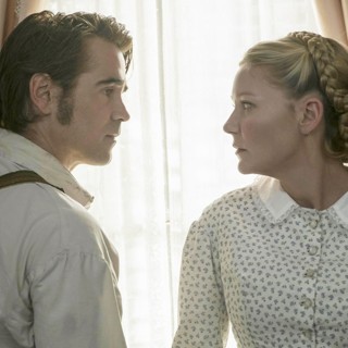 Colin Farrell stars as John McBurney and Kirsten Dunst stars as Edwina Dabney in Focus Features' The Beguiled (2017)