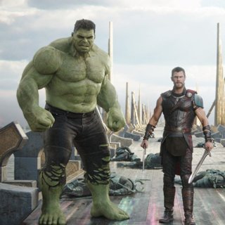 Chris Hemsworth, Tessa Thompson and Tom Hiddleston in Marvel Studios' Thor: Ragnarok (2017)