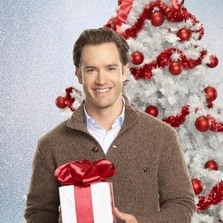 12 Dates Of Christmas Picture 32