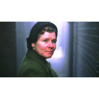 Vera Drake (2004)