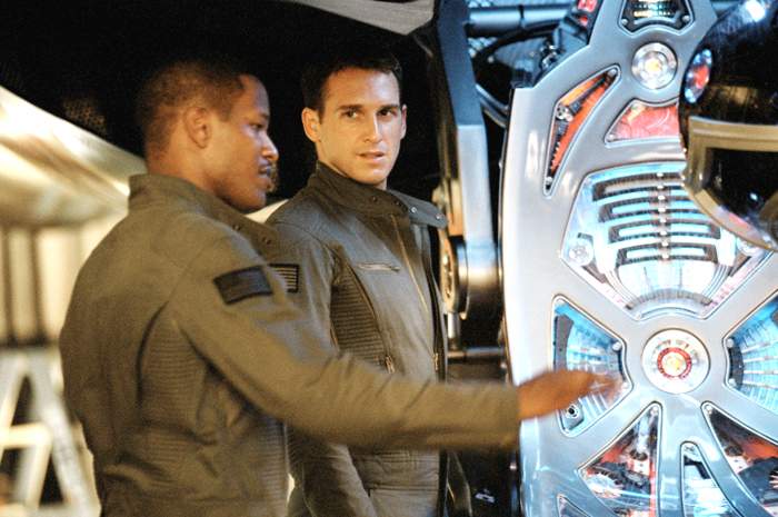 Josh Lucas and Jamie Foxx in Columbia Pictures' Stealth (2005)