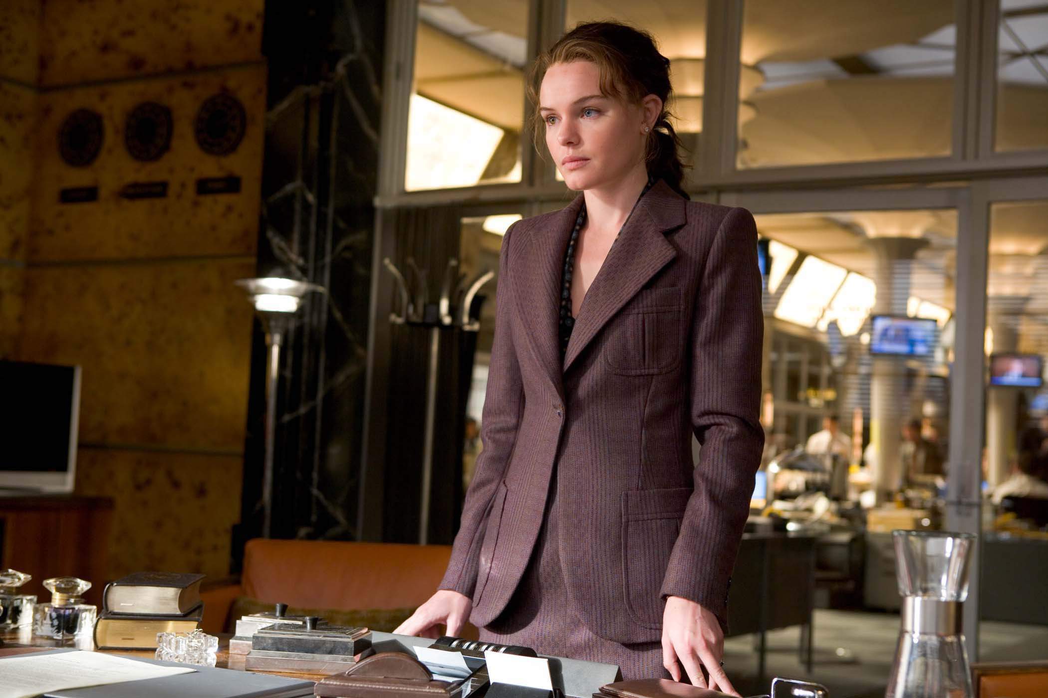 KATE BOSWORTH stars as Lois Lane in a scene from Warner Bros Pictures' Superman Returns (2006)
