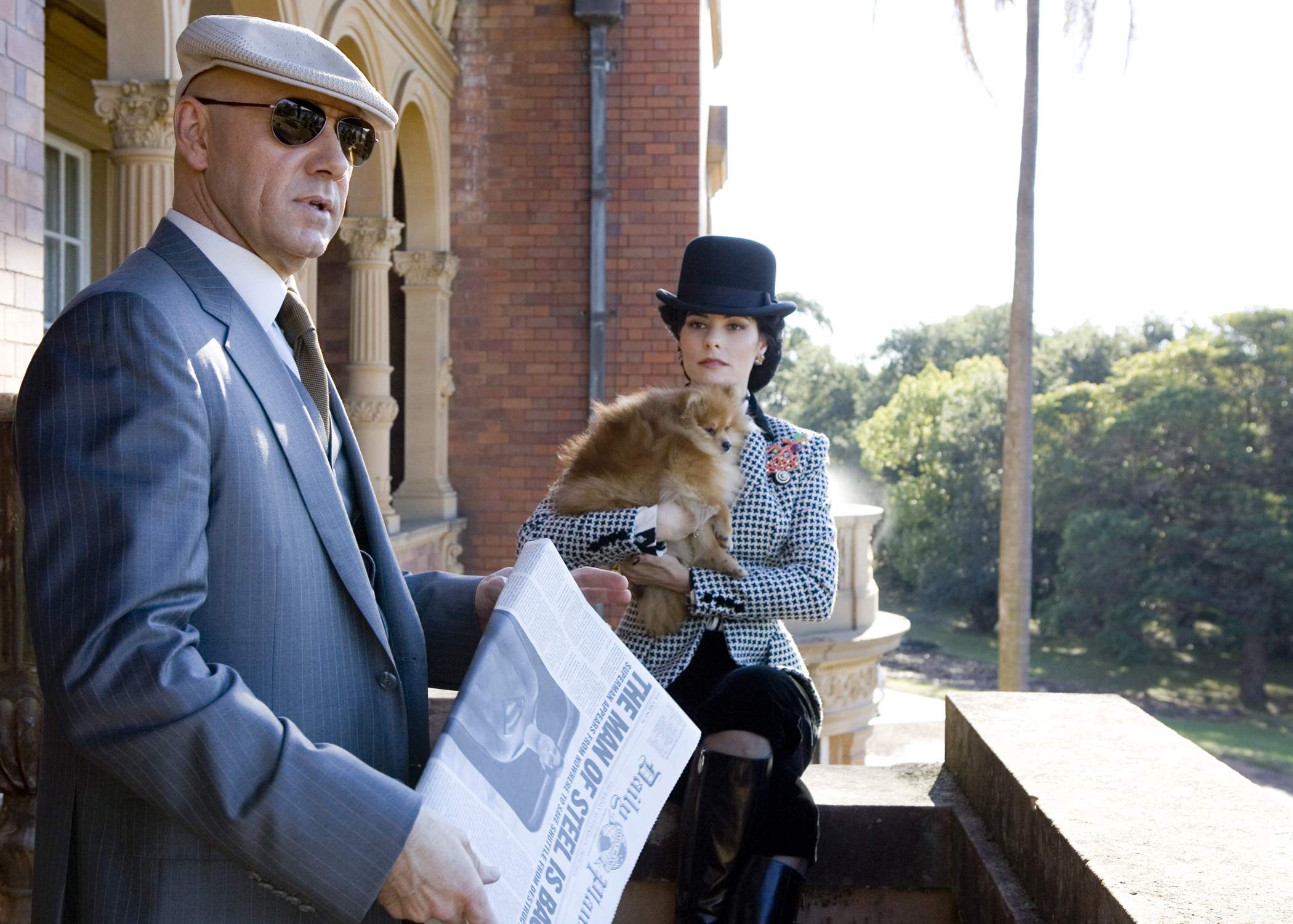 Lex Luthor (KEVIN SPACEY) and Kitty Kowolski (PARKER POSEY) in a scene from  Warner Bros Pictures' Superman Returns (2006)