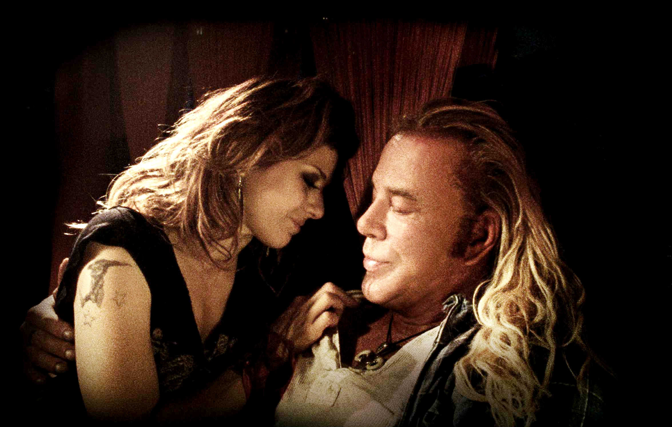 Marisa Tomei stars as Cassidy and Mickey Rourke stars as Randy 'The Ram' Robinson in Fox Searchlight Pictures' The Wrestler (2008). Photo credit by Niko Tavernise.