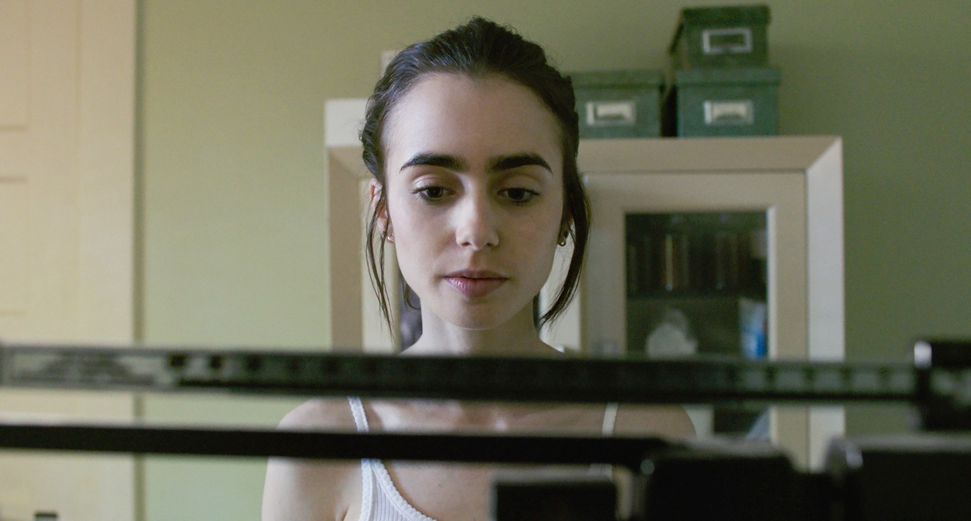 Lily Collins stars as Ellen in Netflix's To the Bone (2017)